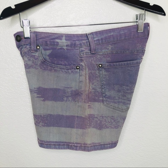 Jessica Simpson | Forever Low Rise Jean Shorts - Picture 5 of 6